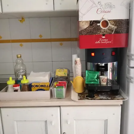 ベッド・アンド・ブレックファスト A Casa Dei Nonni *